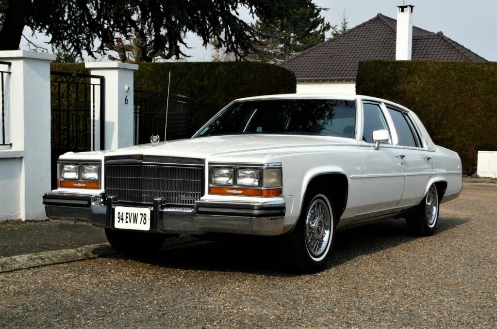 Cadillac Fleetwood Brougham