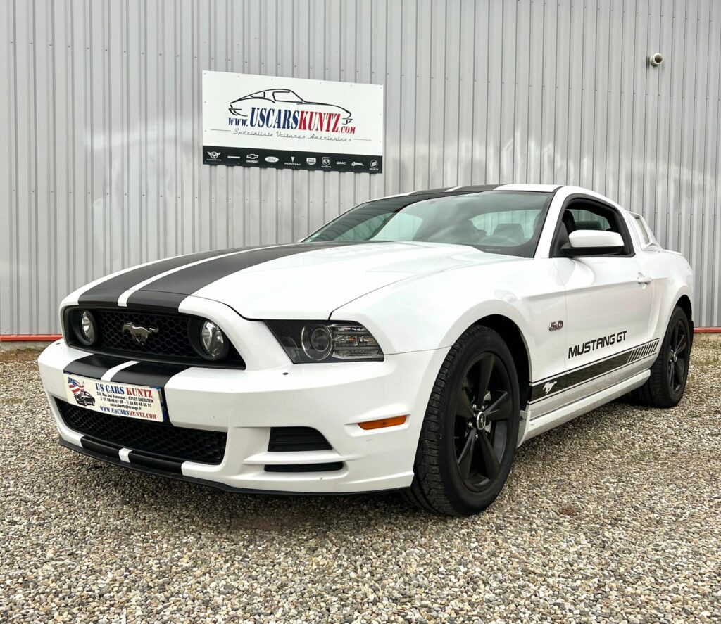 FORD MUSTANG GT 5.L 2013