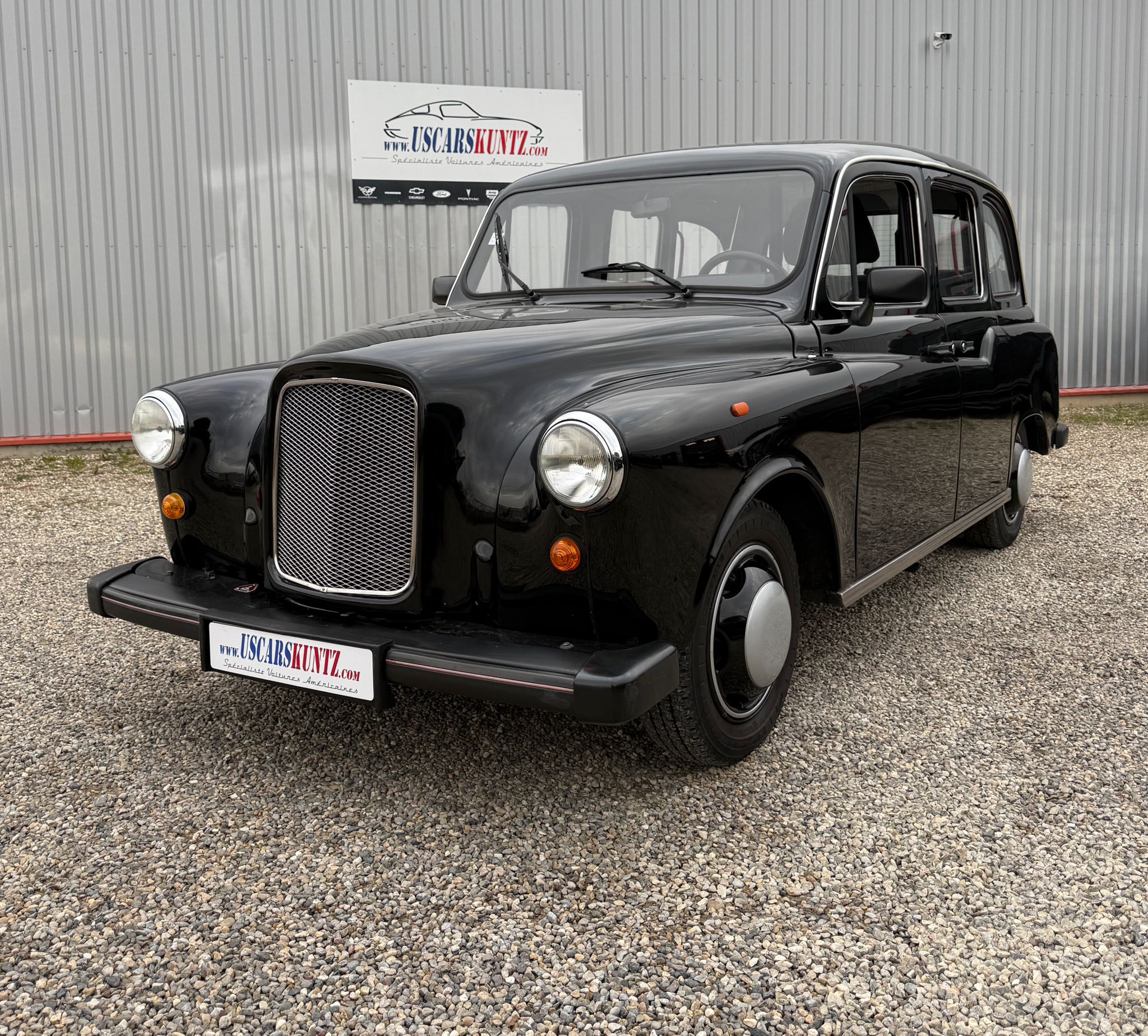 photographie de la voiture présentée