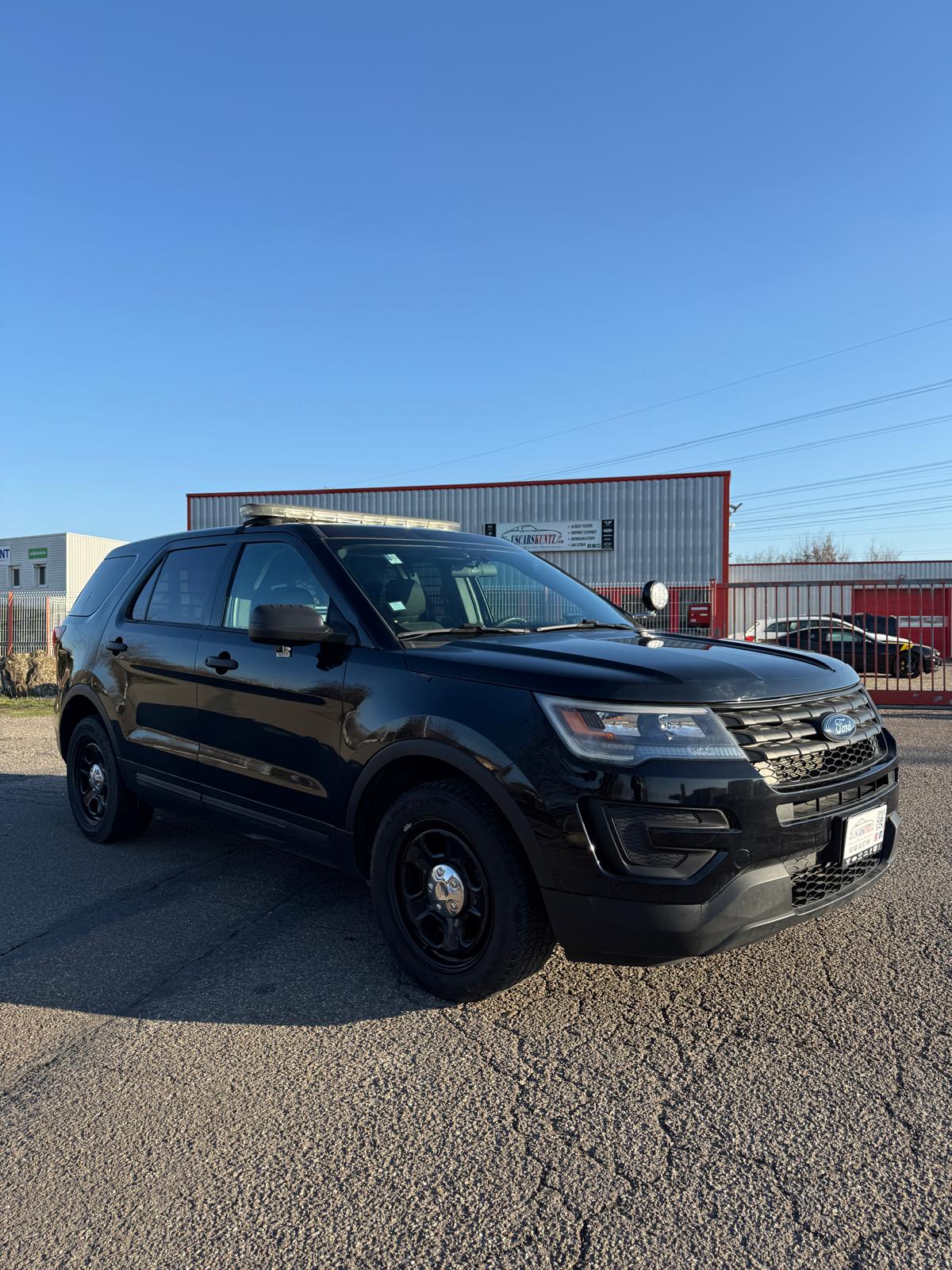 photographie de la voiture présentée